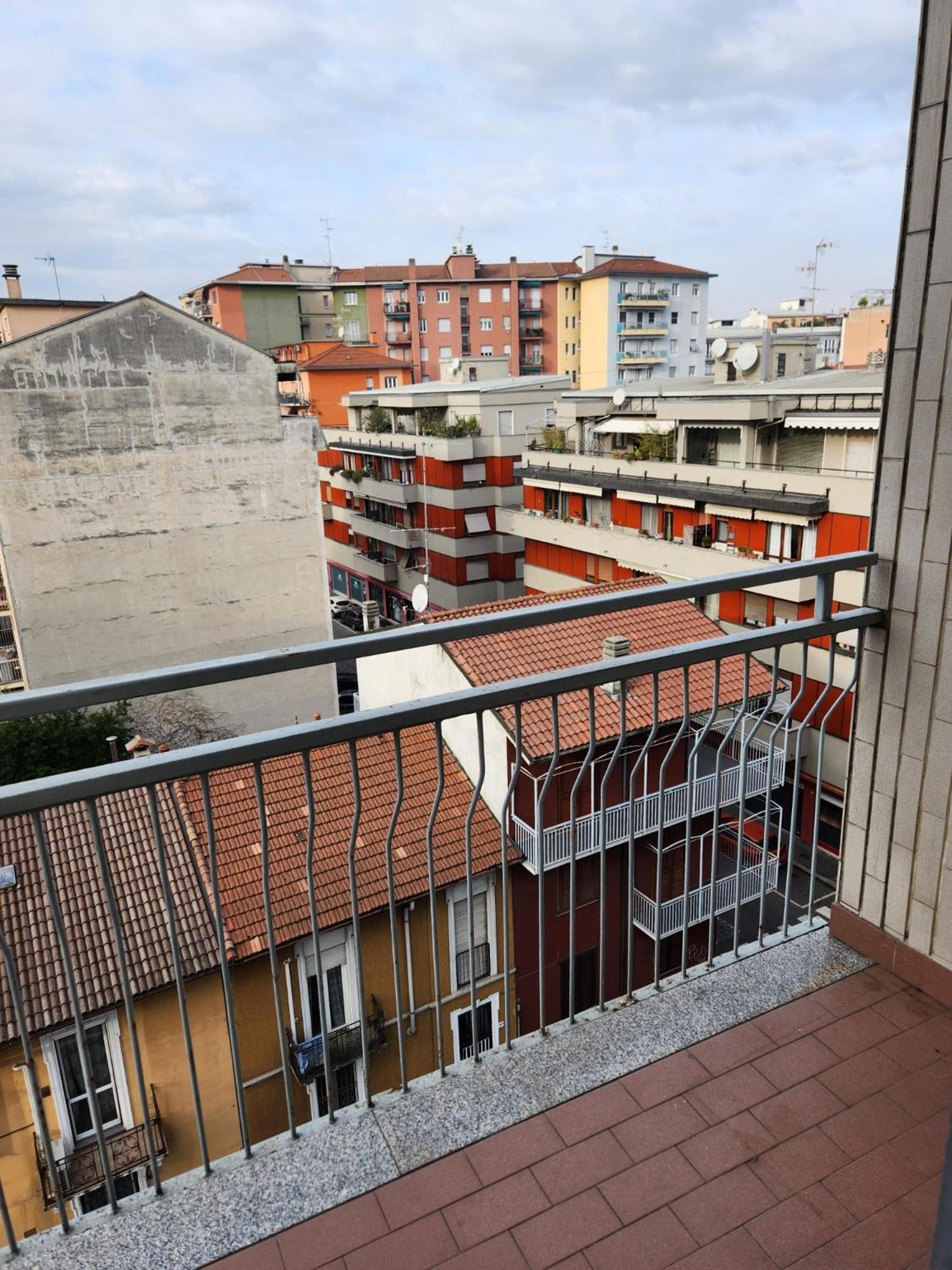 Guesthouse - Metro M1 Sesto Rondo Sesto San Giovanni Exterior photo